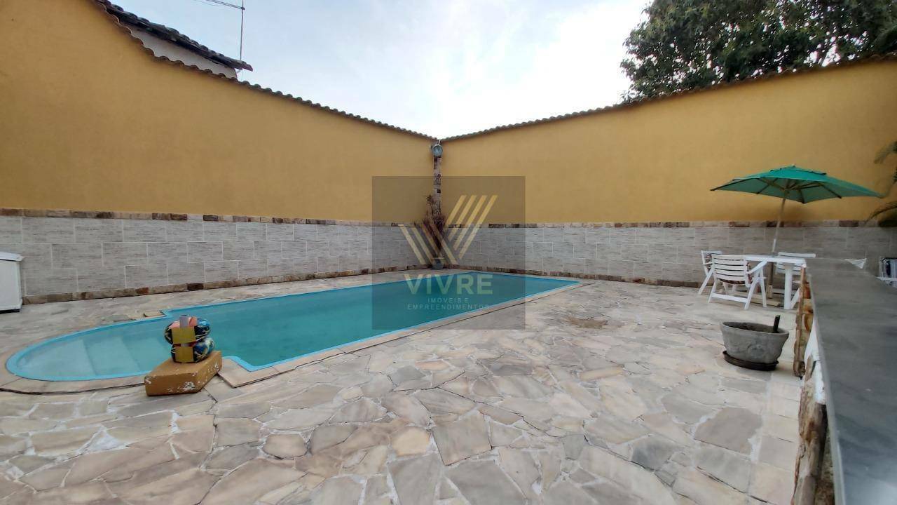 Casa à venda com 7 quartos, 270m² - Foto 14