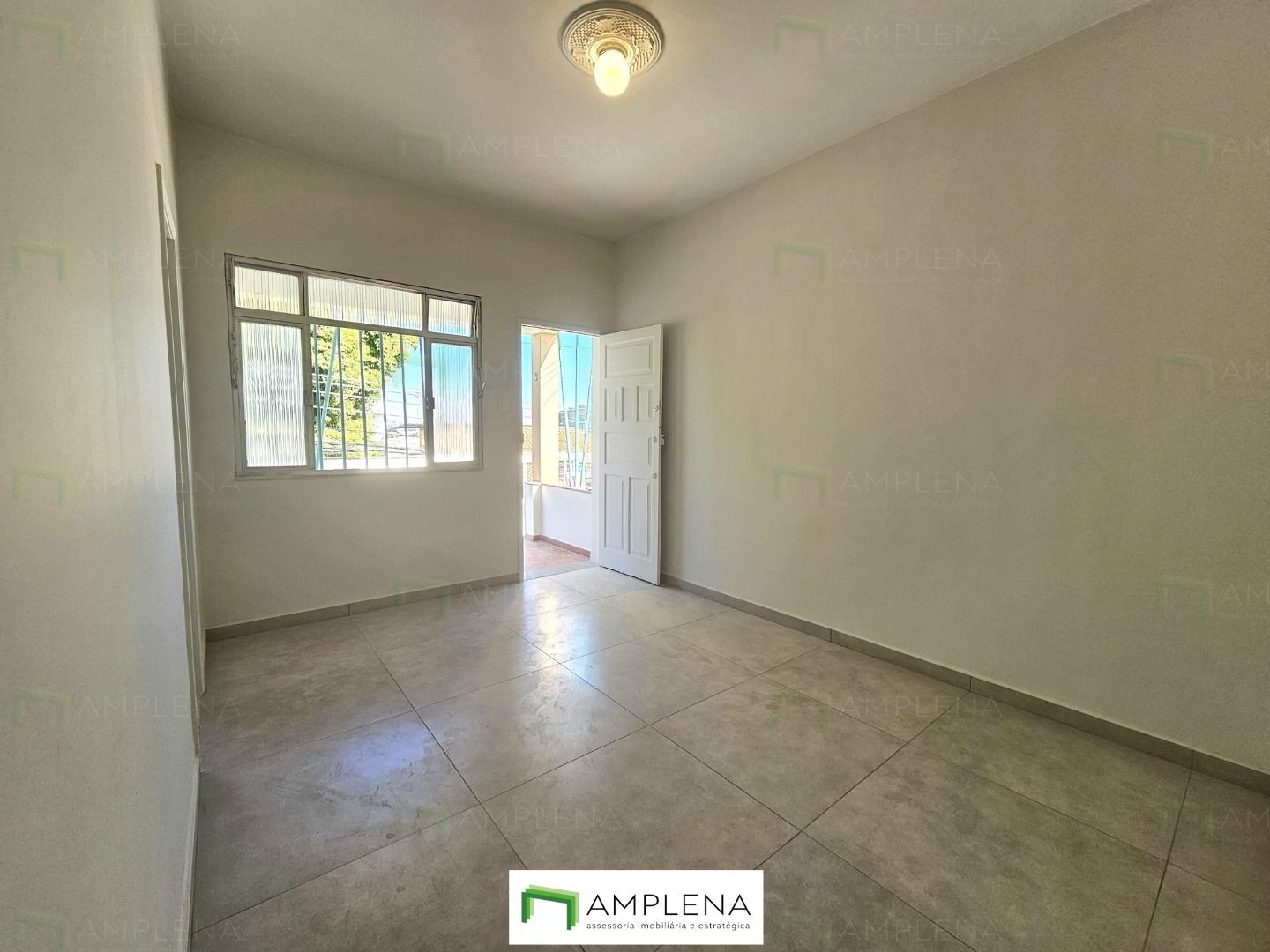 Casa de Condomínio à venda com 3 quartos, 80m² - Foto 4