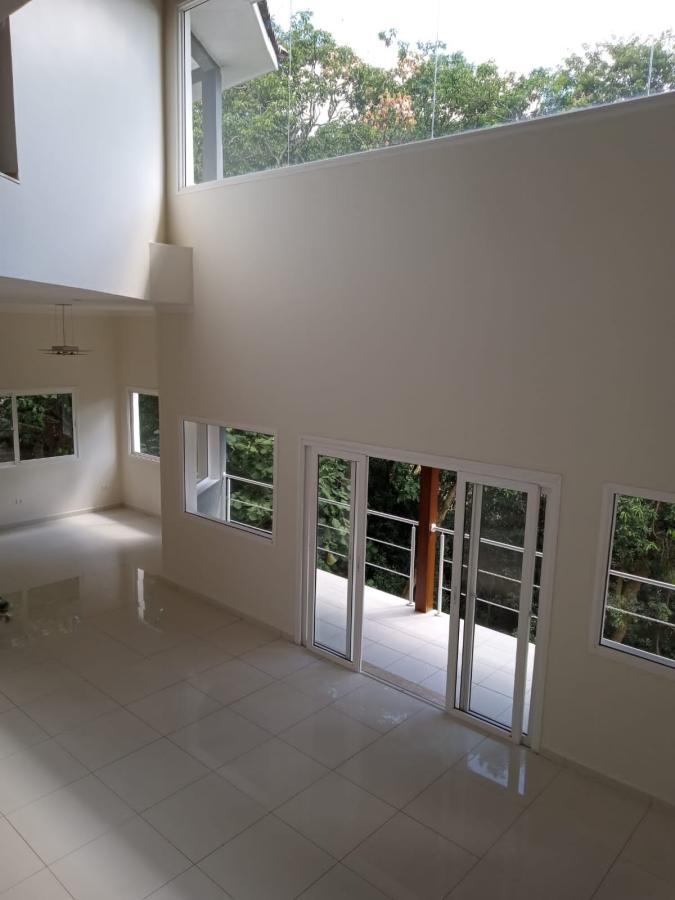 Casa de Condomínio à venda com 4 quartos, 450m² - Foto 6