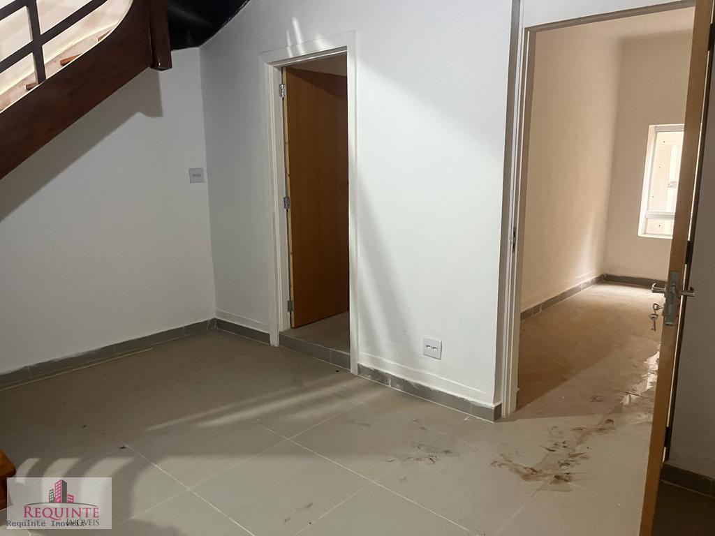 Sobrado à venda com 3 quartos, 78m² - Foto 4