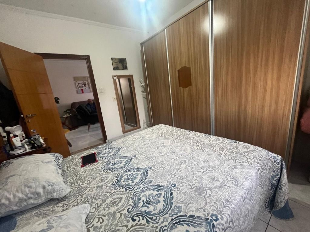 Sobrado à venda com 3 quartos, 200m² - Foto 18