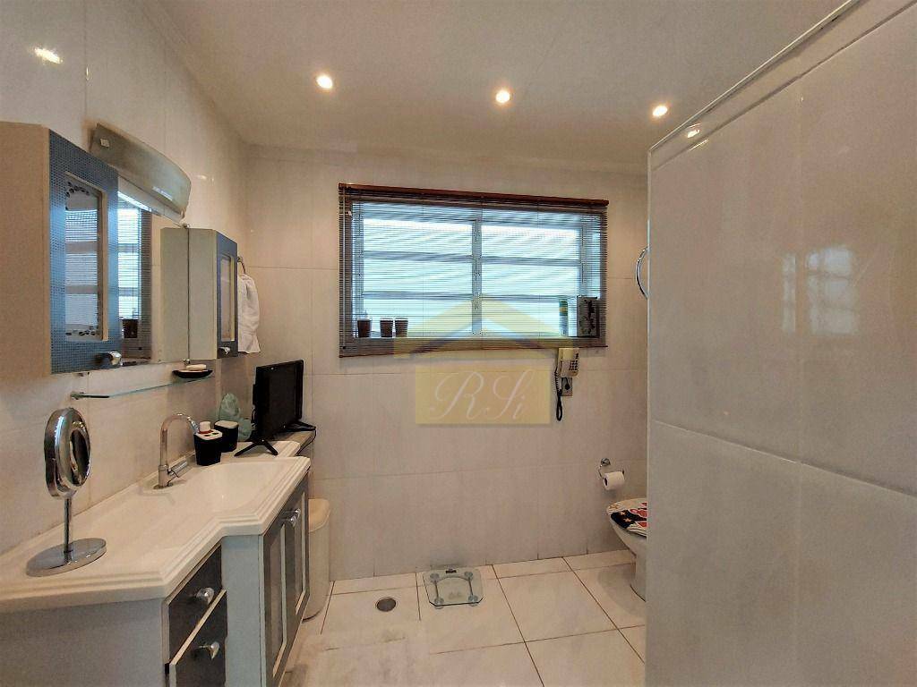 Casa à venda com 3 quartos, 160m² - Foto 10