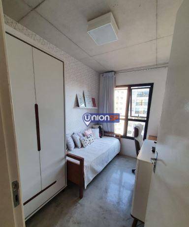 Apartamento à venda com 2 quartos, 70m² - Foto 3