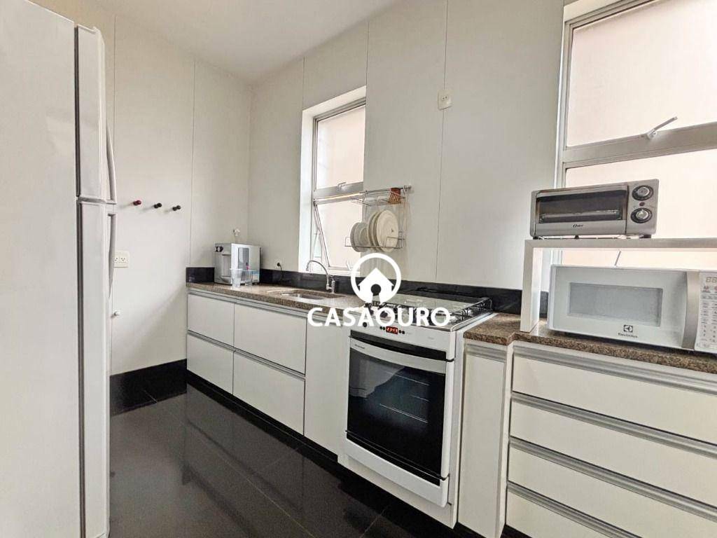 Apartamento à venda com 3 quartos, 110m² - Foto 15