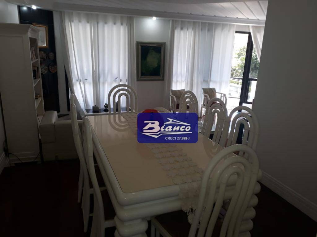 Apartamento à venda com 3 quartos, 176m² - Foto 27