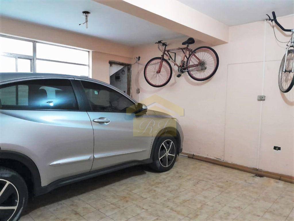 Sobrado à venda com 3 quartos, 230m² - Foto 22