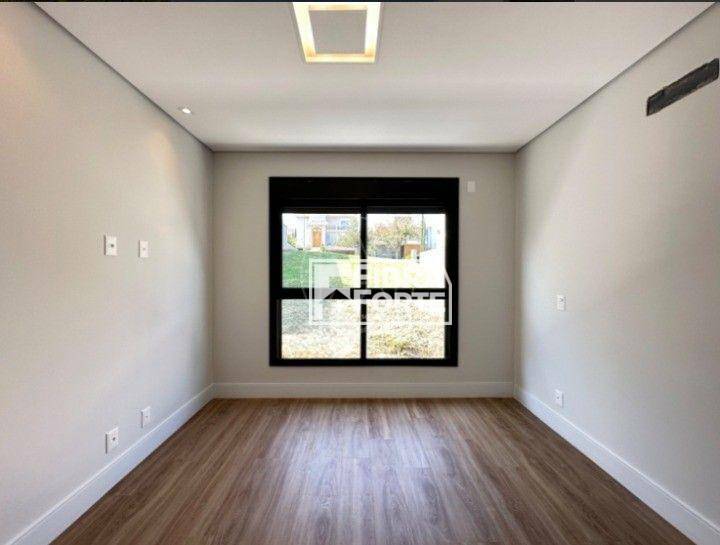 Casa de Condomínio à venda com 4 quartos, 360m² - Foto 17