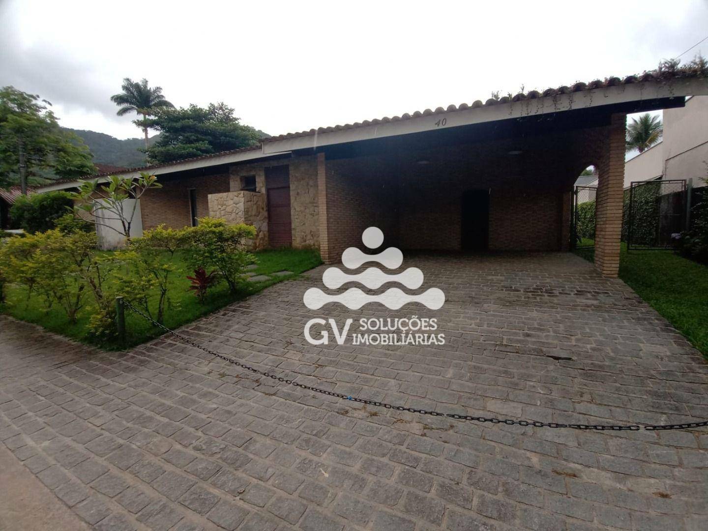 Casa de Condomínio à venda com 5 quartos, 244m² - Foto 3