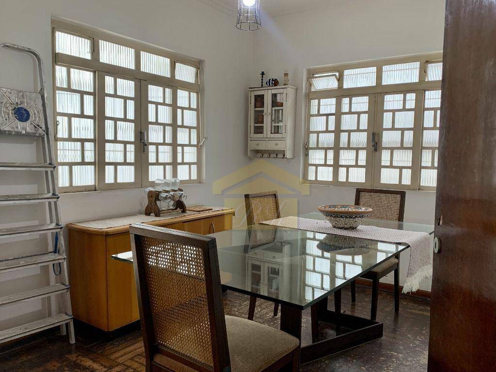 Casa à venda com 5 quartos, 300m² - Foto 18