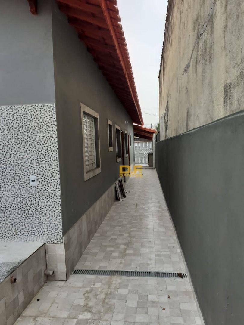 Casa à venda com 2 quartos, 69m² - Foto 17