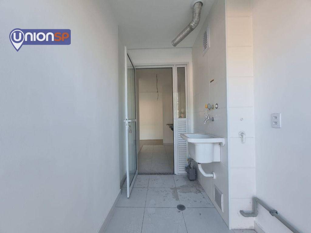 Apartamento à venda com 2 quartos, 66m² - Foto 29