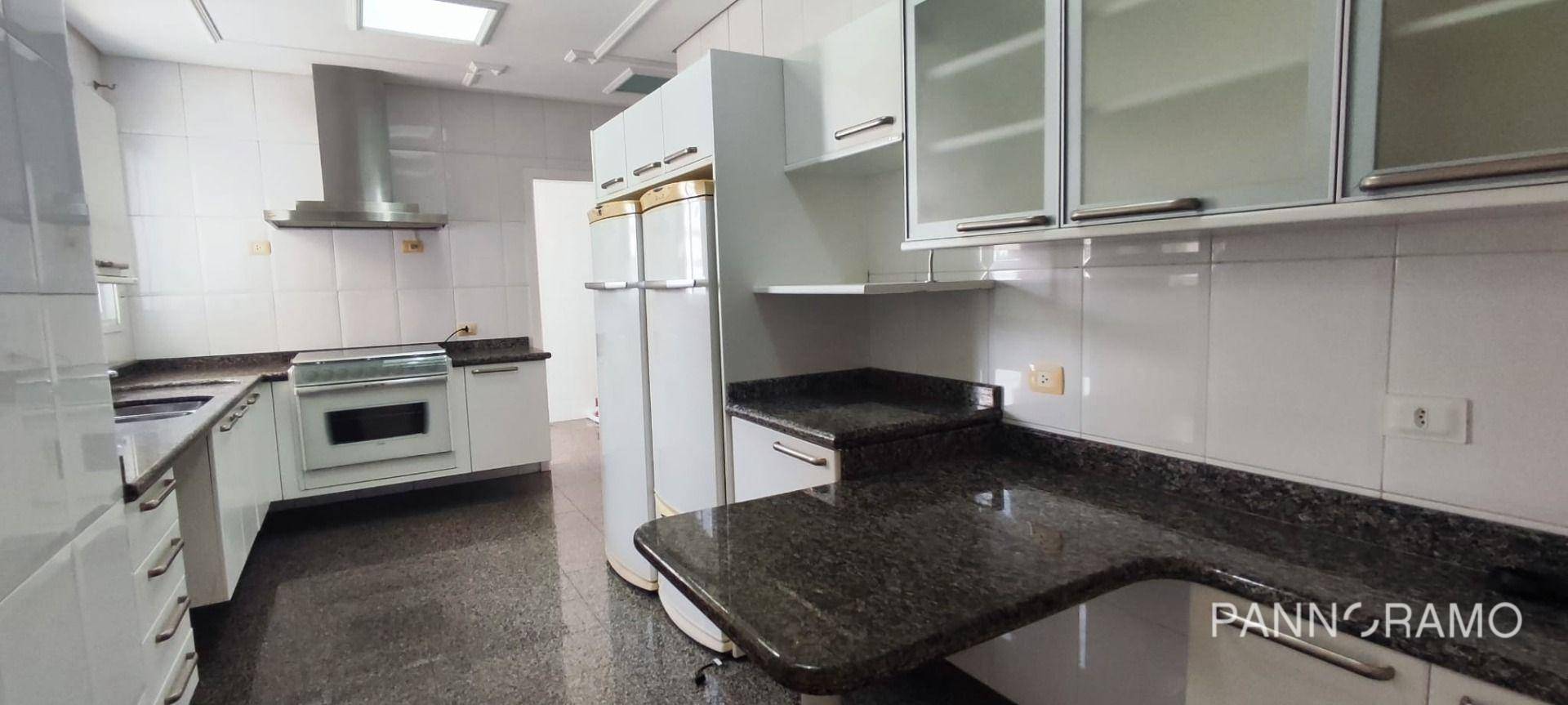 Apartamento à venda com 4 quartos, 227m² - Foto 6