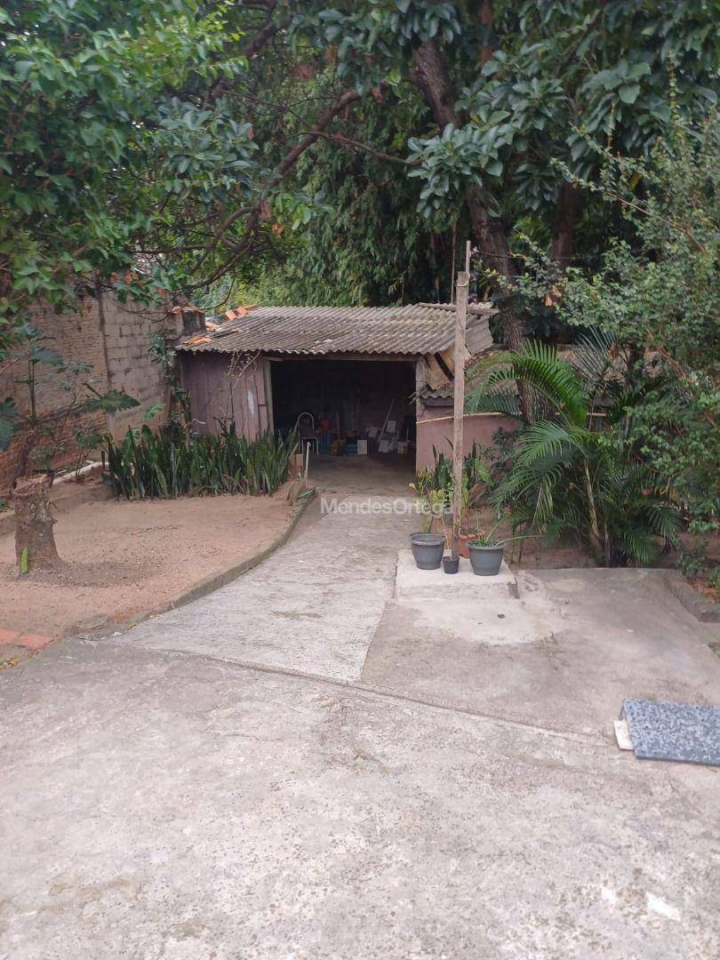Casa à venda com 5 quartos, 280m² - Foto 23