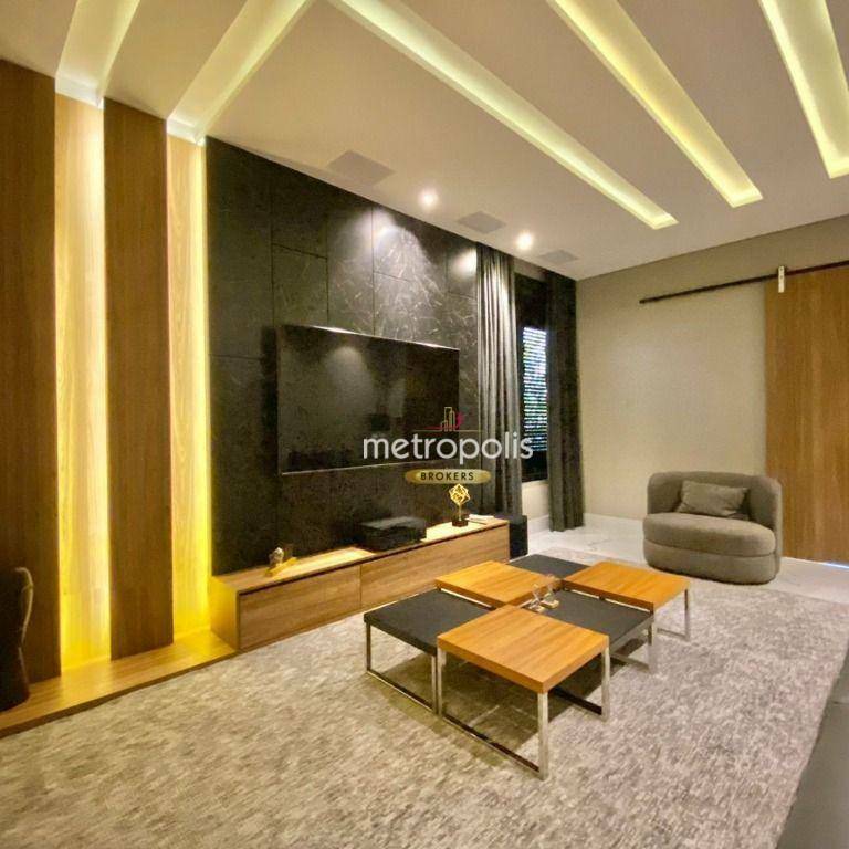 Sobrado à venda com 6 quartos, 690m² - Foto 19