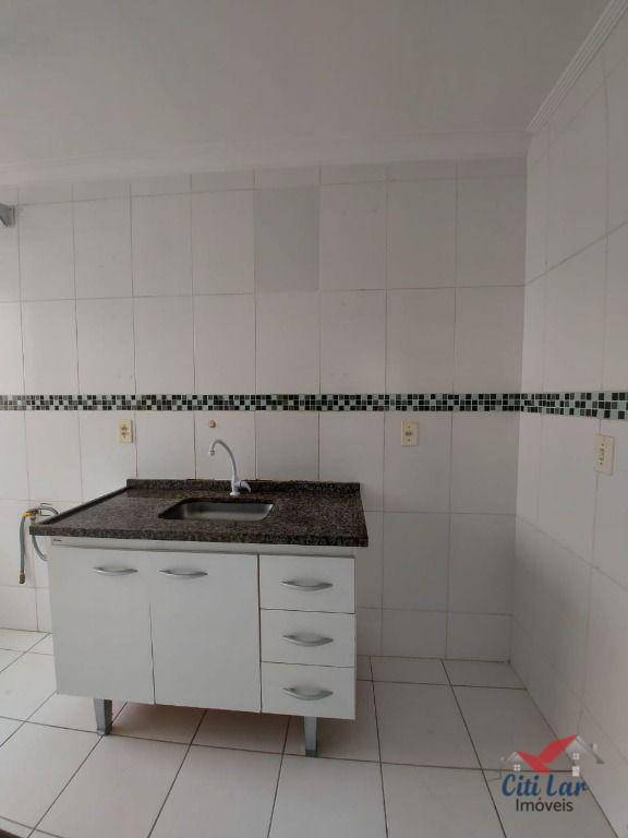 Apartamento à venda com 2 quartos, 45m² - Foto 4