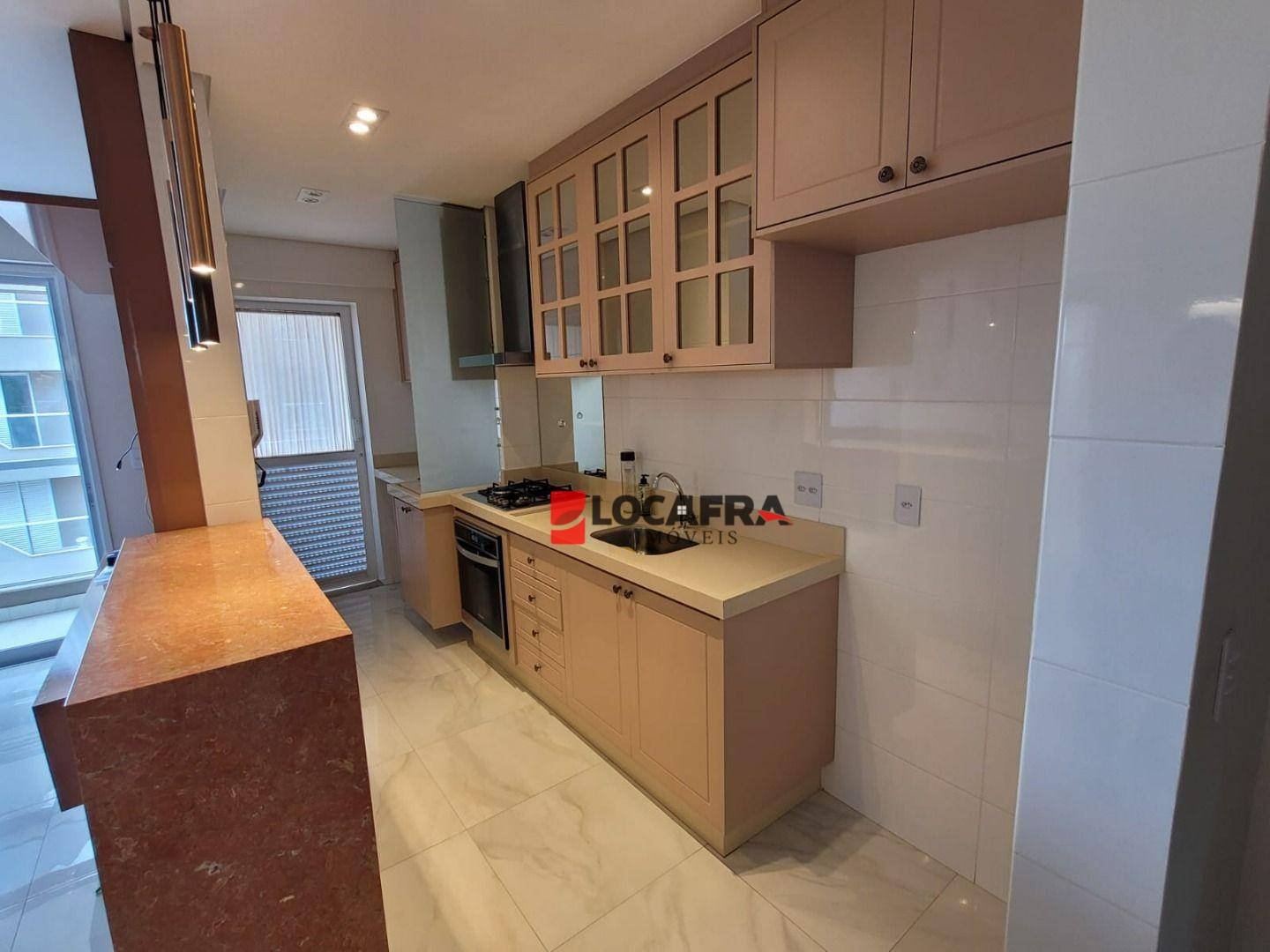 Apartamento à venda com 2 quartos, 78m² - Foto 4