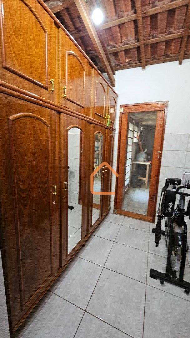 Casa à venda com 2 quartos, 145m² - Foto 20