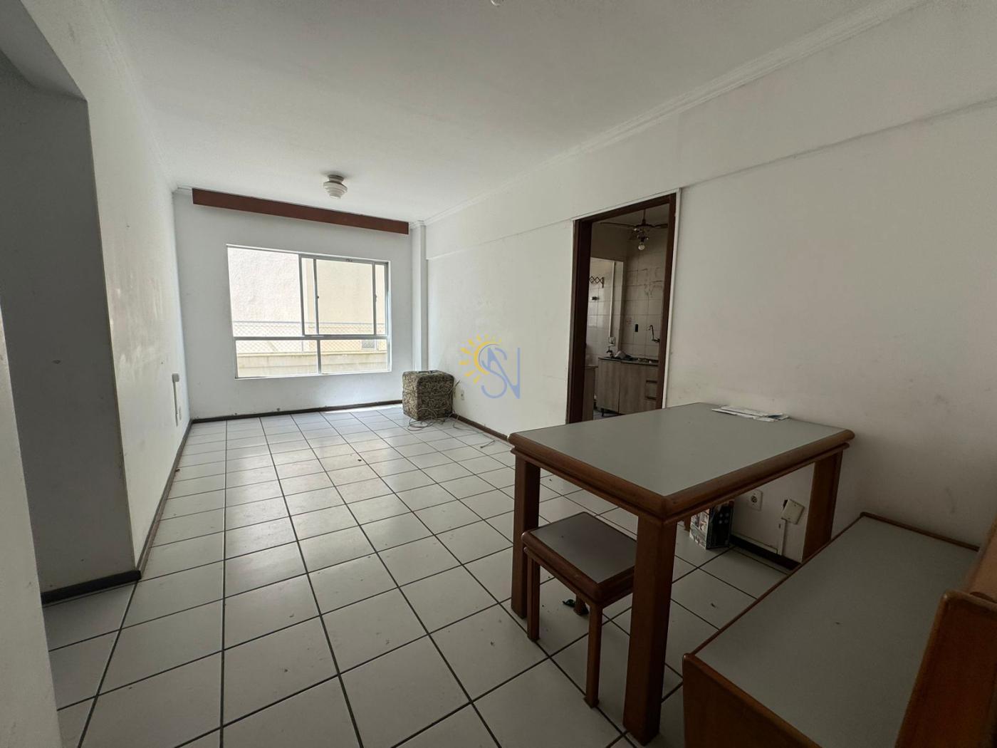 Apartamento à venda com 2 quartos, 65m² - Foto 2