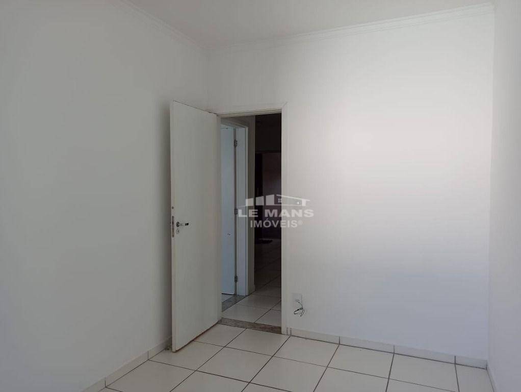 Casa à venda com 2 quartos, 100m² - Foto 8