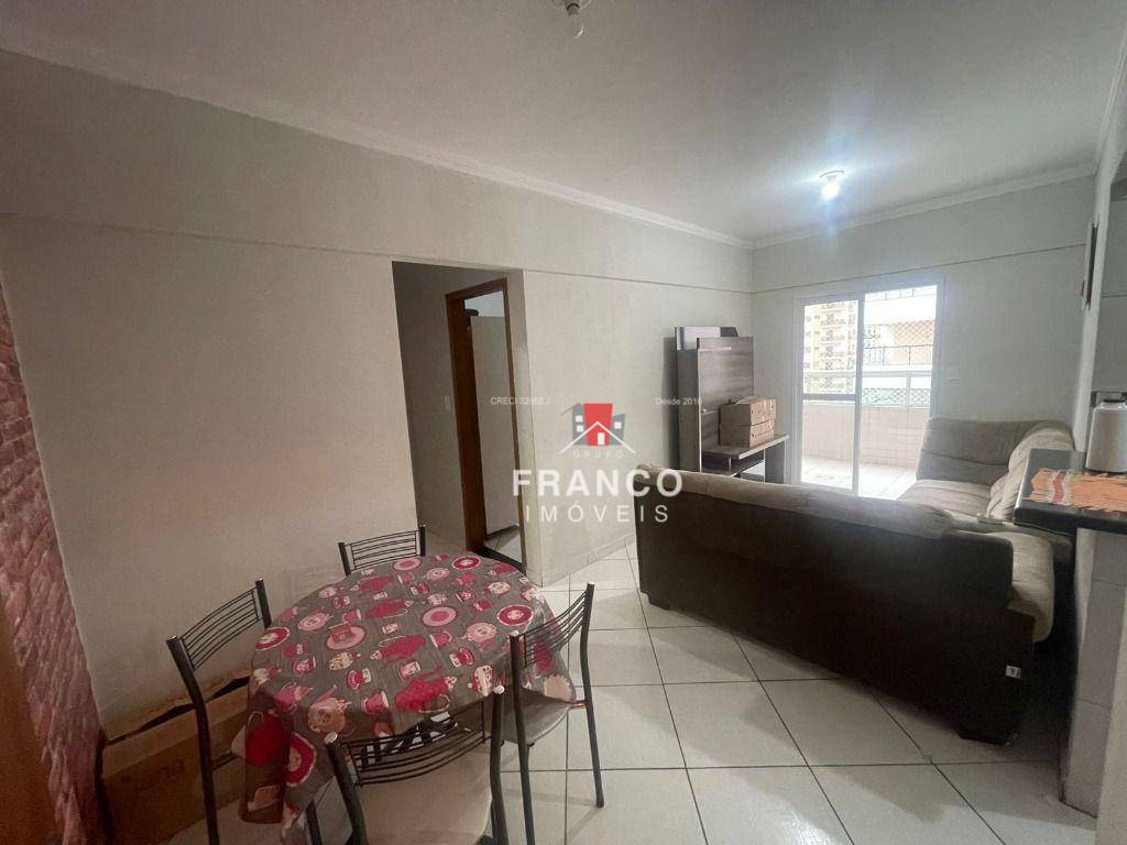 Apartamento à venda com 2 quartos, 70m² - Foto 2