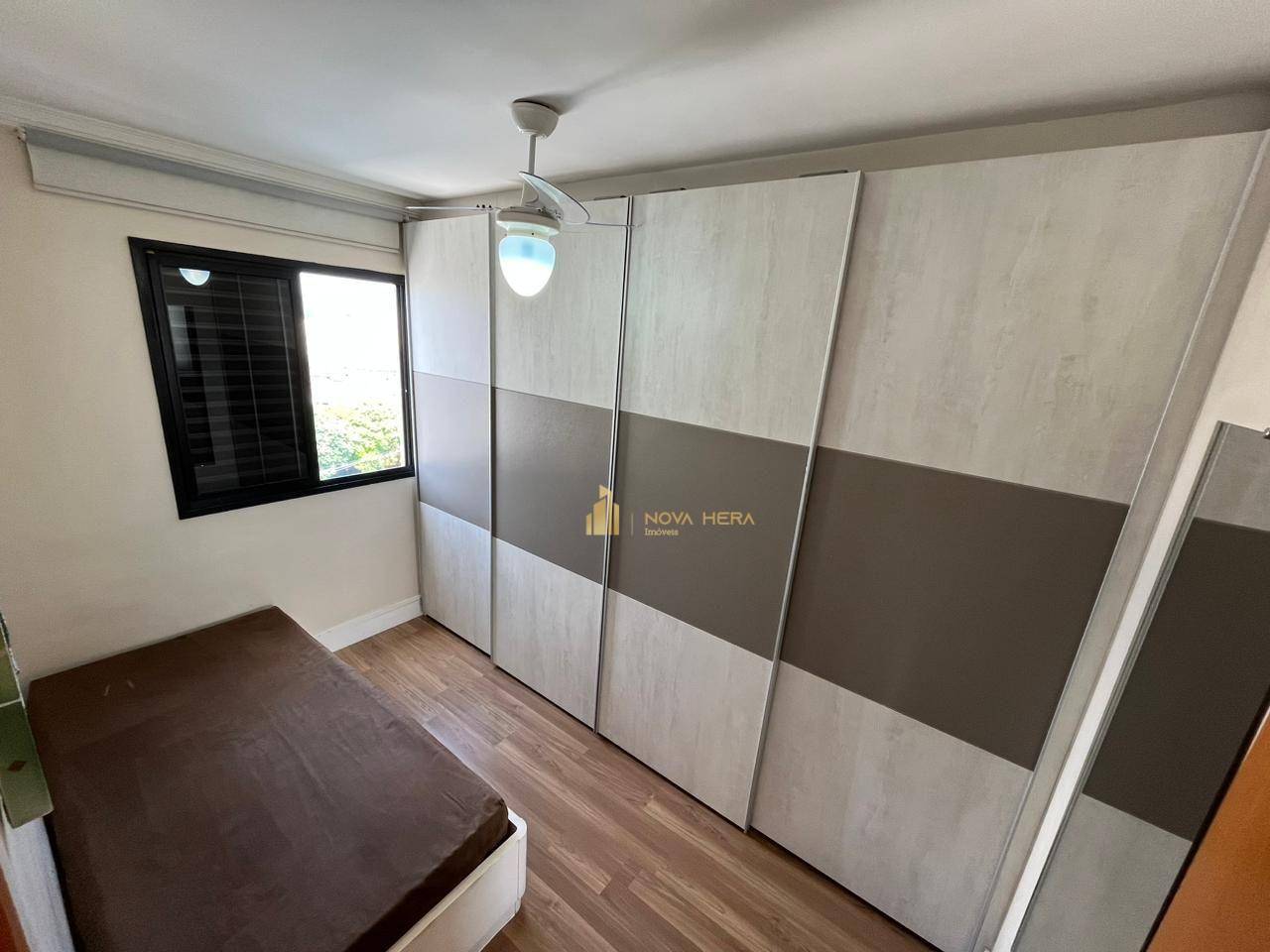 Apartamento à venda com 3 quartos, 75m² - Foto 7