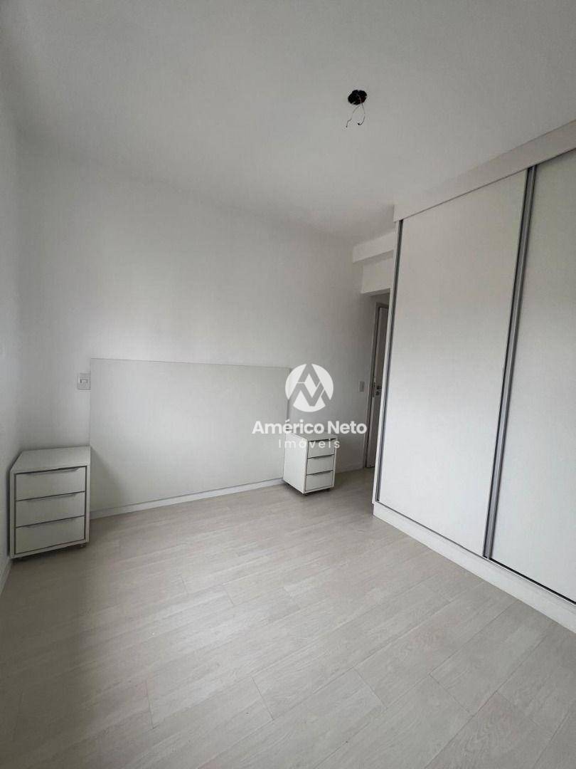 Apartamento para alugar com 2 quartos, 74m² - Foto 36