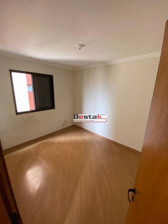 Apartamento à venda com 3 quartos, 86m² - Foto 7