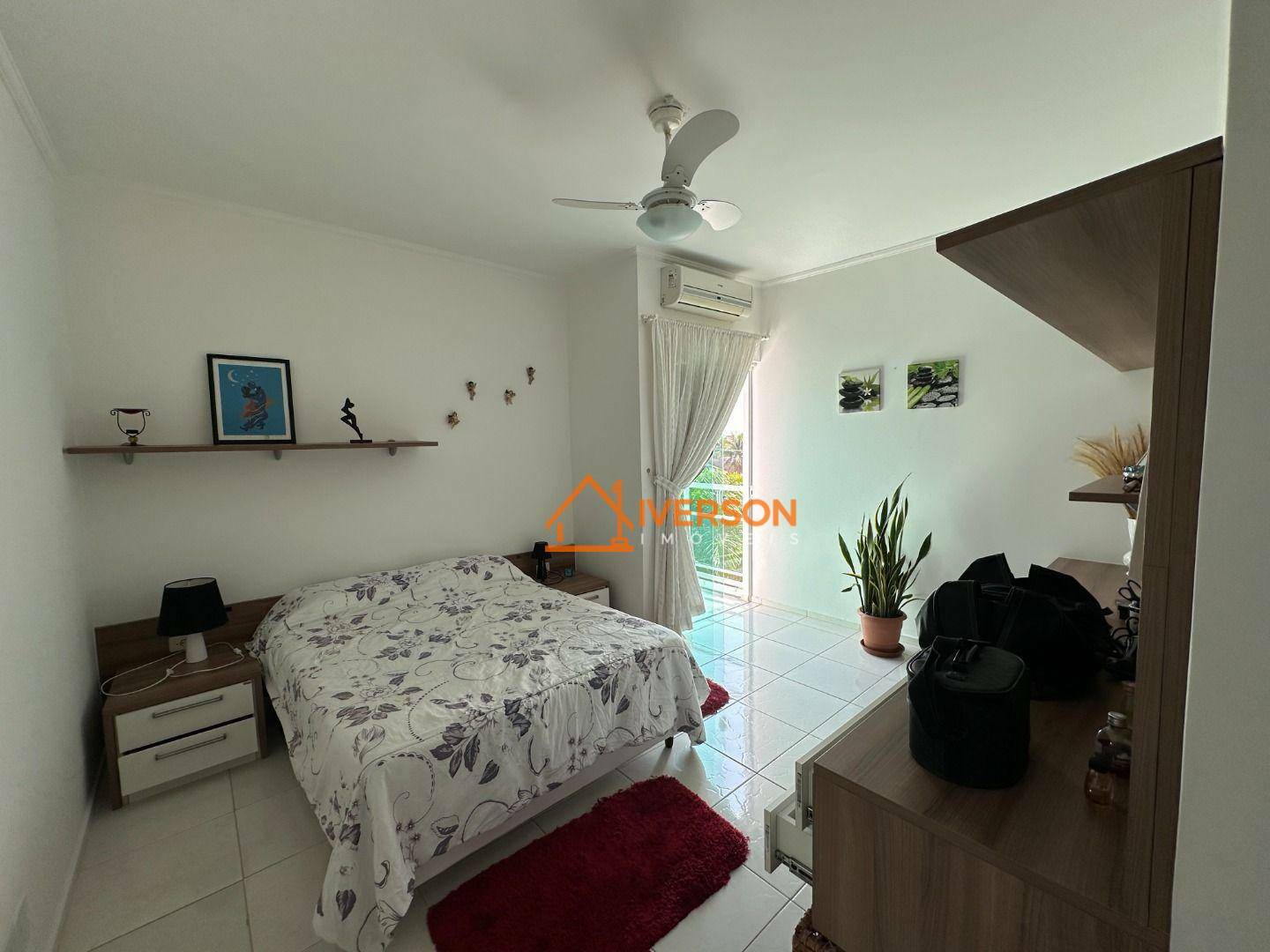 Apartamento para alugar com 2 quartos, 98m² - Foto 13