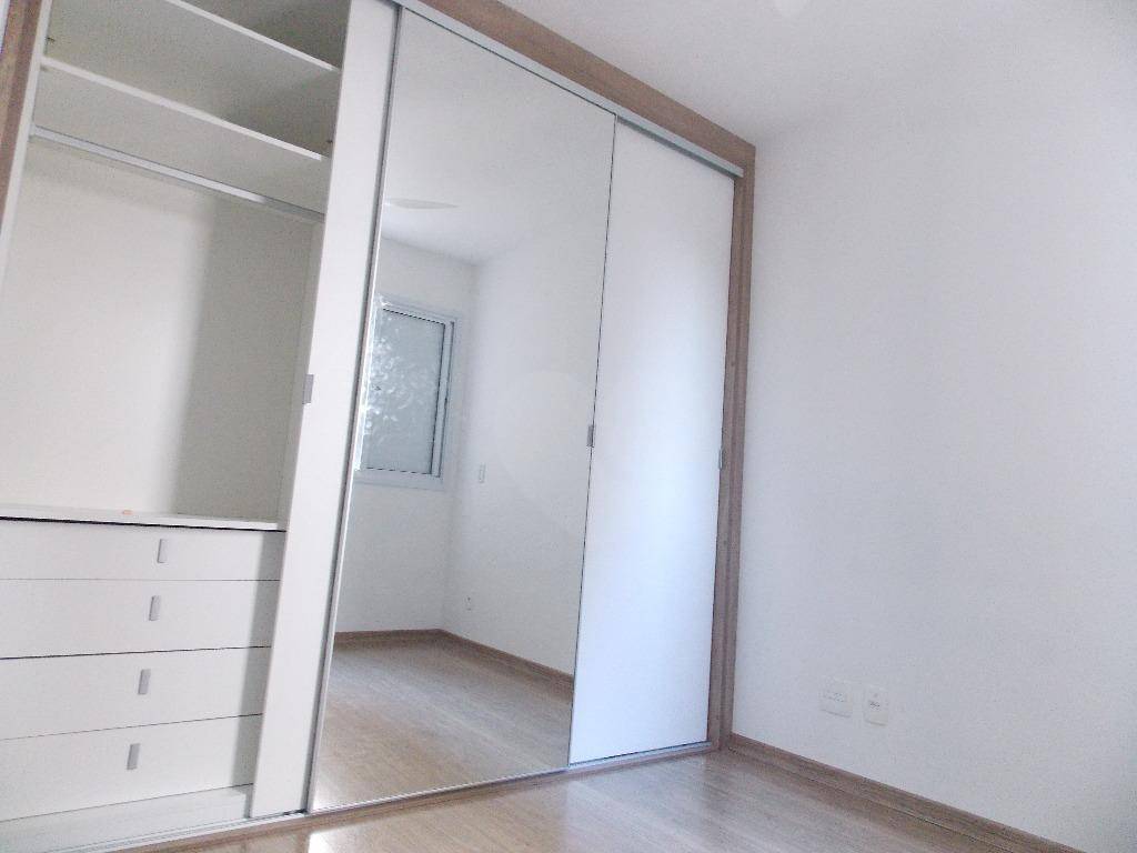 Apartamento para alugar com 2 quartos, 53m² - Foto 17