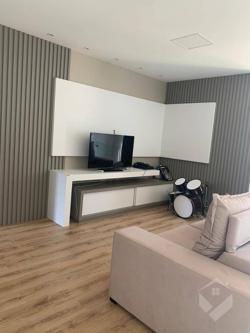 Sobrado à venda com 3 quartos, 256m² - Foto 18