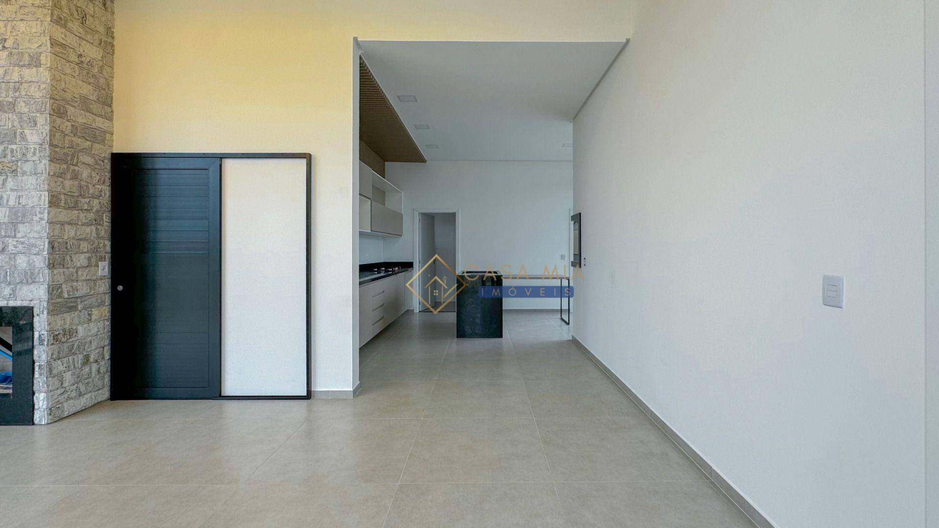 Casa à venda com 3 quartos, 174m² - Foto 6