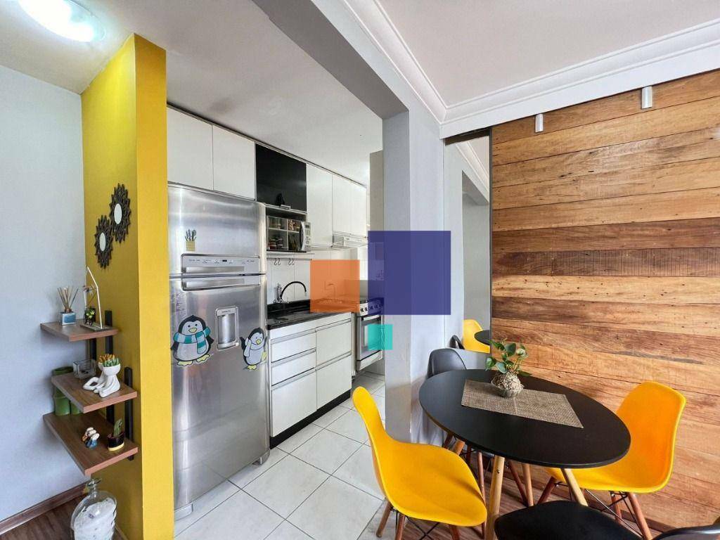 Apartamento à venda com 2 quartos, 40m² - Foto 2