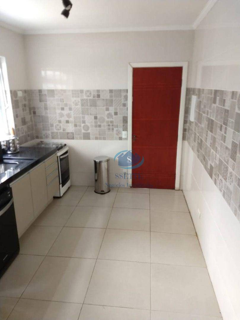 Sobrado à venda com 3 quartos, 219m² - Foto 19