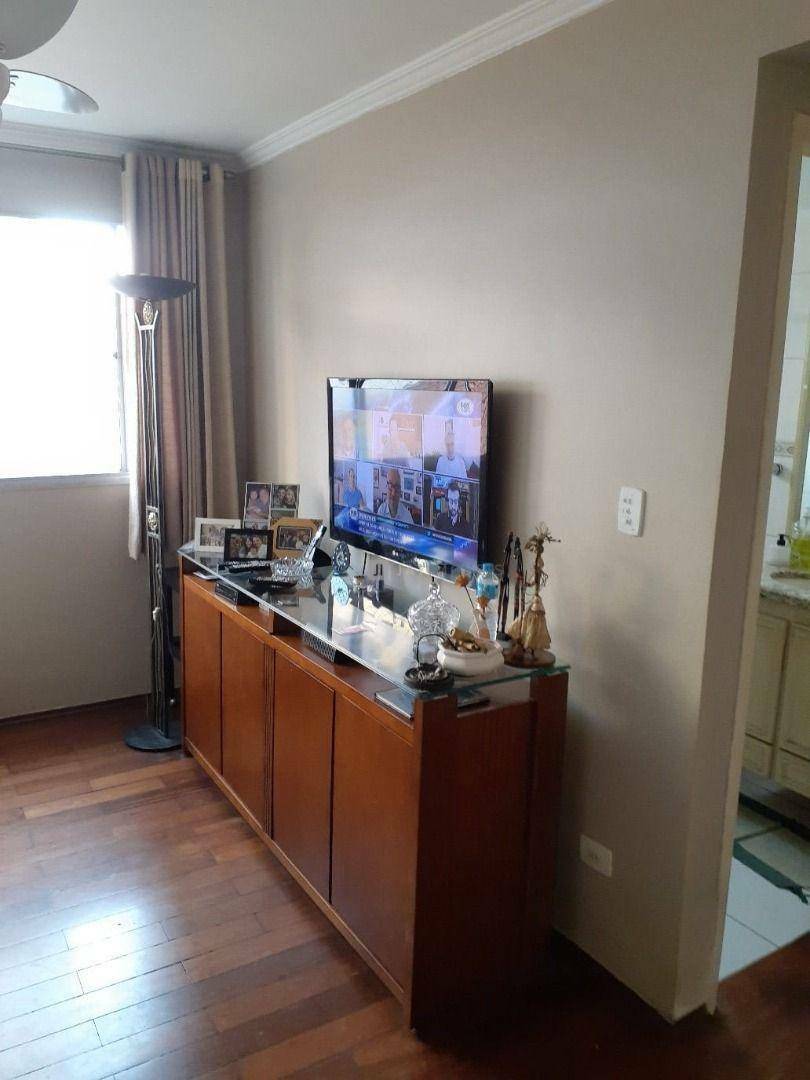 Apartamento à venda com 2 quartos, 68m² - Foto 3