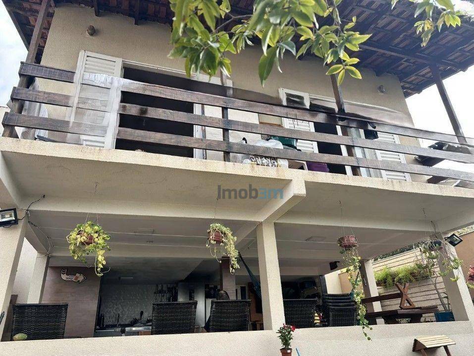 Casa à venda com 3 quartos, 196m² - Foto 13