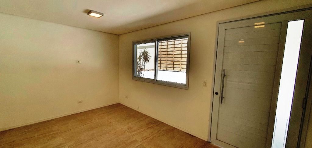 Casa de Condomínio à venda com 3 quartos, 136m² - Foto 2