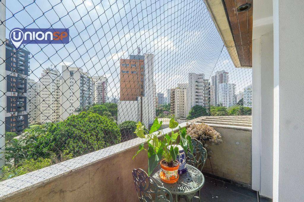 Apartamento à venda com 3 quartos, 200m² - Foto 8