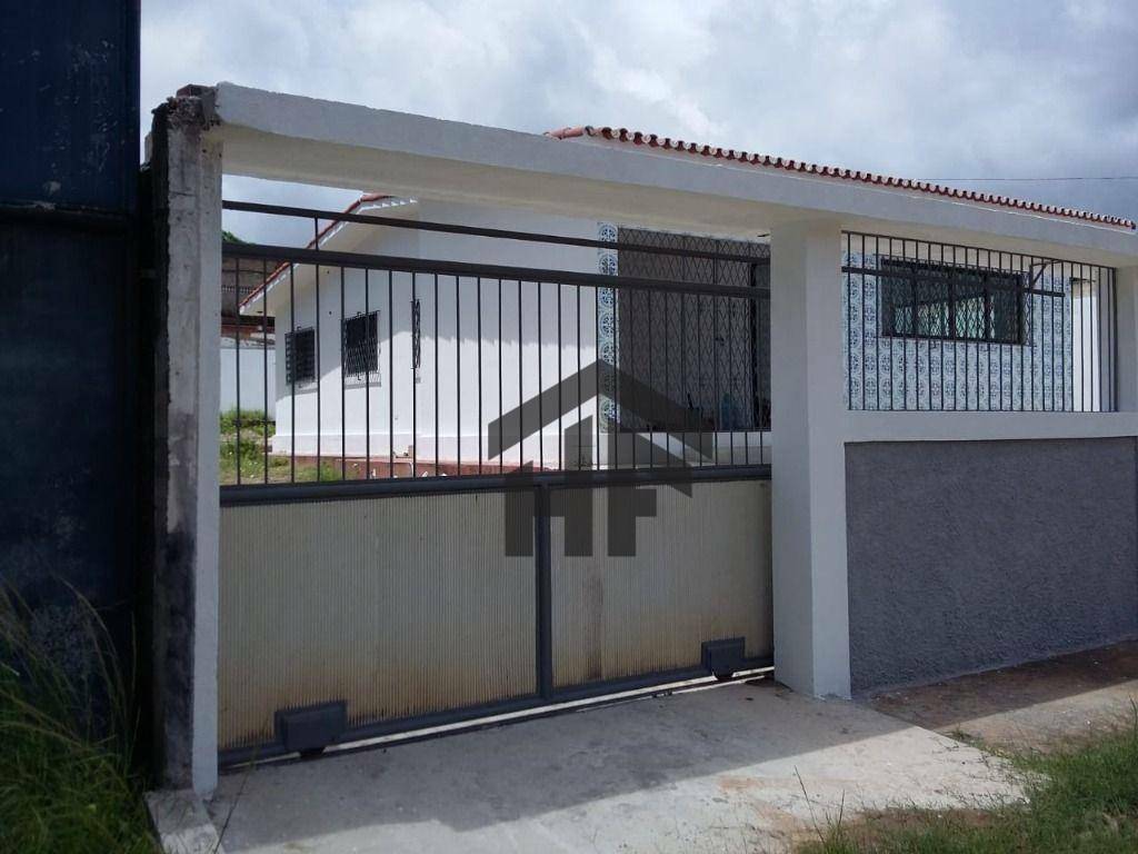 Casa à venda com 3 quartos, 180m² - Foto 3