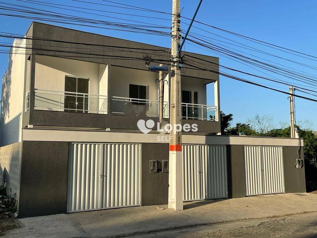 Casa à venda com 2 quartos, 81m² - Foto 2