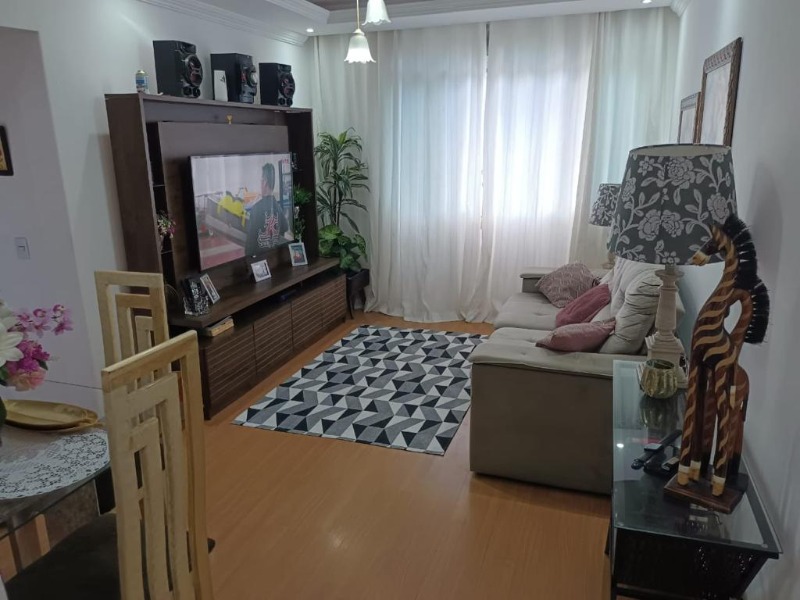 Apartamento à venda com 2 quartos, 58m² - Foto 3