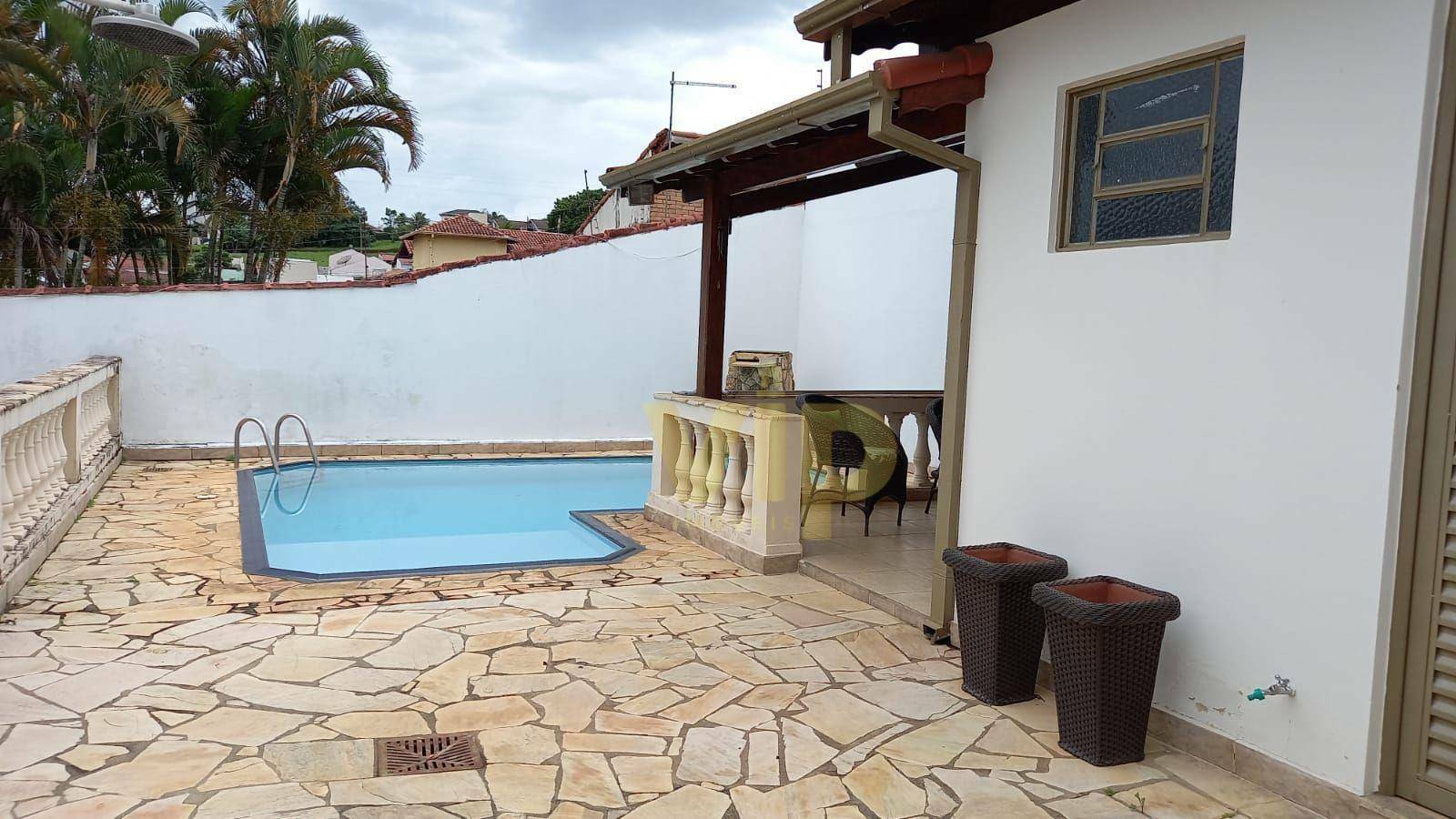 Casa à venda com 3 quartos, 200m² - Foto 19