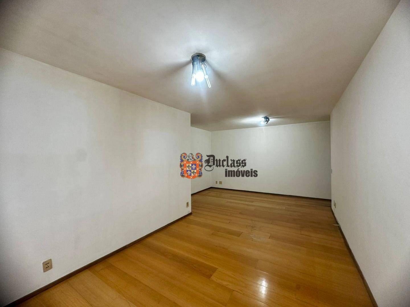 Apartamento à venda com 3 quartos, 96m² - Foto 2