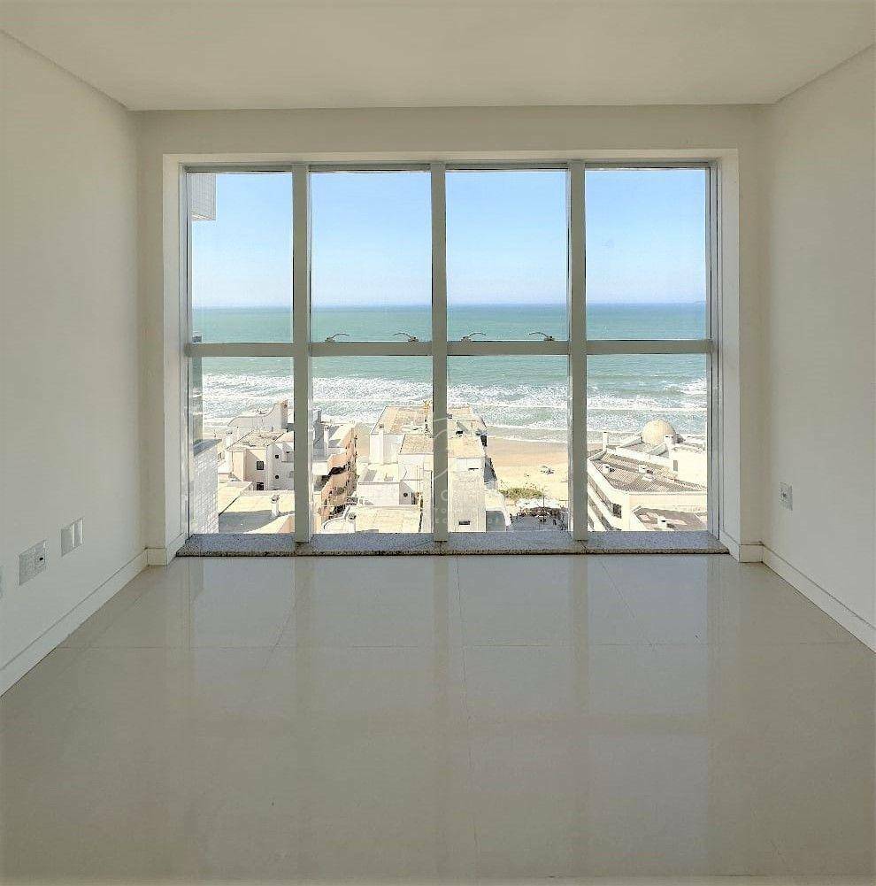 Apartamento à venda com 3 quartos, 142m² - Foto 3