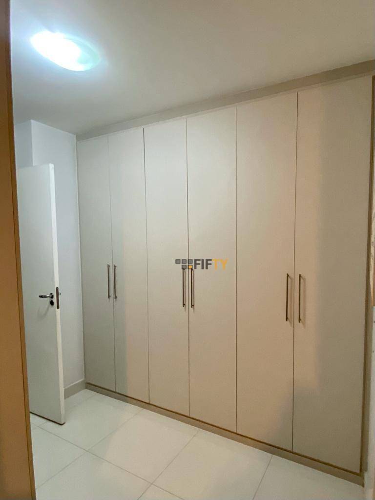 Apartamento à venda com 3 quartos, 121m² - Foto 17