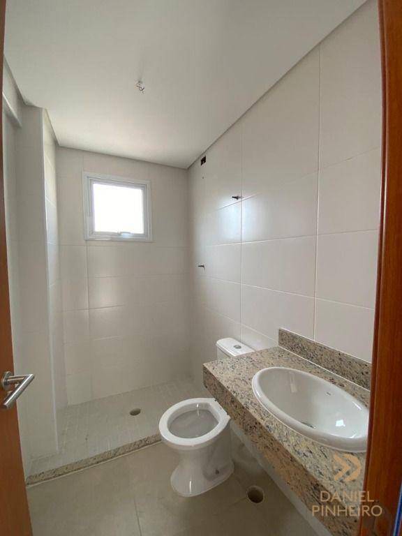 Apartamento à venda com 2 quartos, 75m² - Foto 14