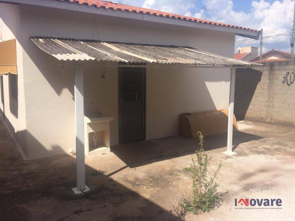 Casa à venda com 3 quartos, 60m² - Foto 1