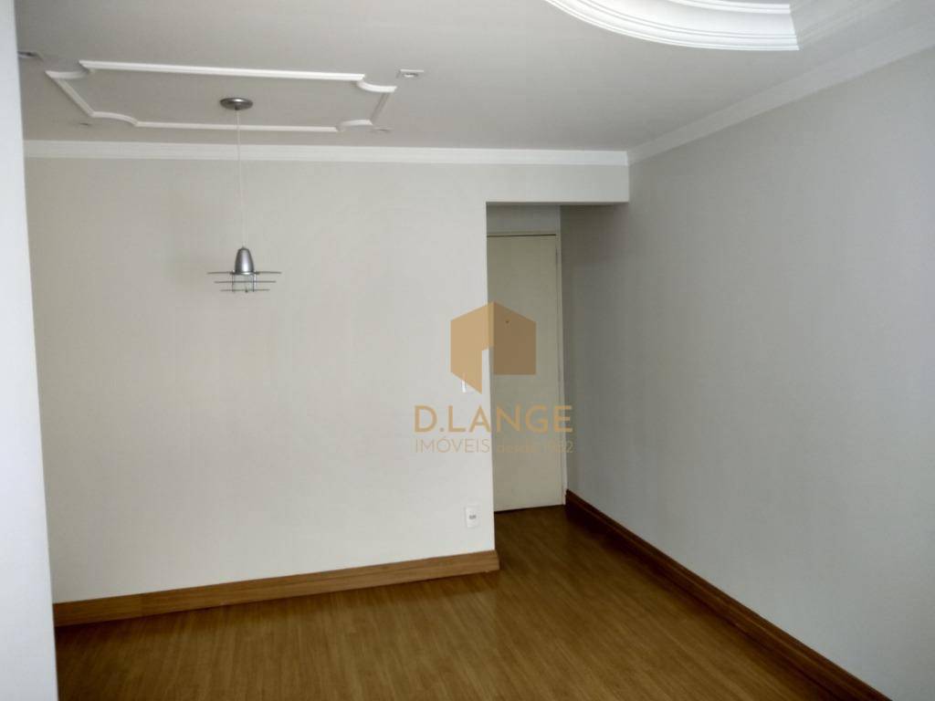 Apartamento à venda com 3 quartos, 70m² - Foto 2