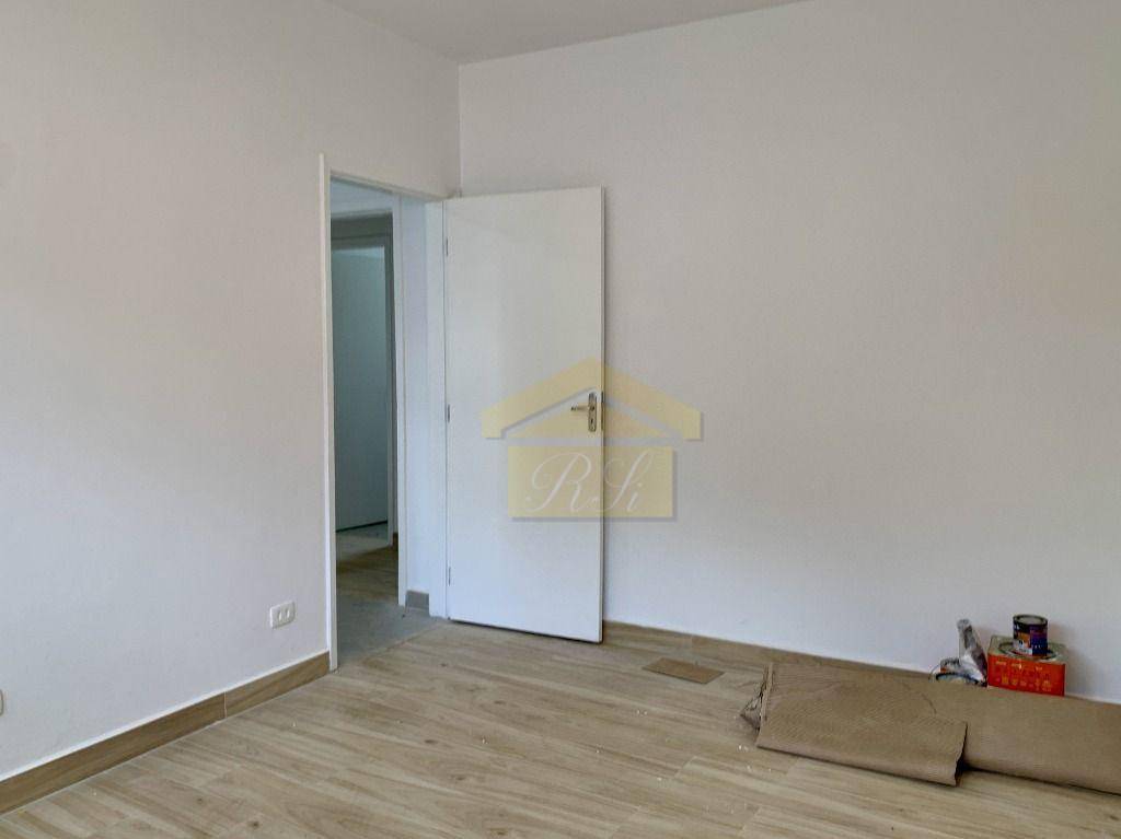 Apartamento para alugar com 3 quartos, 80m² - Foto 9