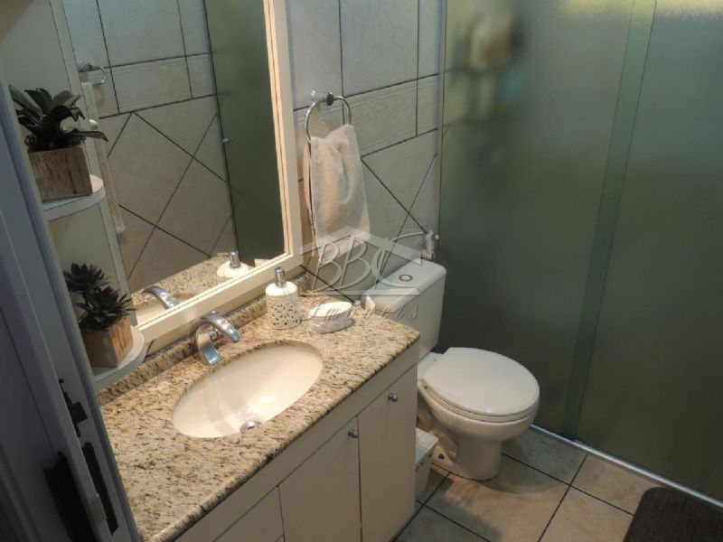 Casa à venda com 2 quartos, 200m² - Foto 13