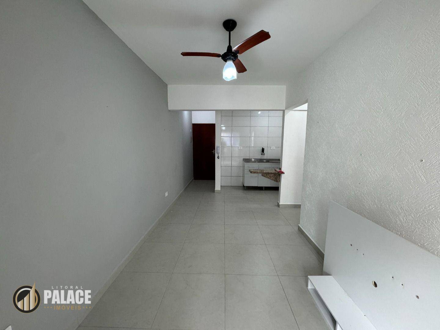 Apartamento à venda com 1 quarto, 42m² - Foto 5